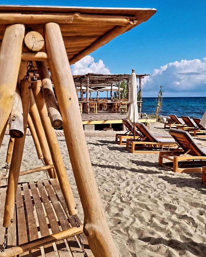 Studio A 100M De La Plage Et De La Piscine 세르비온 외부 사진
