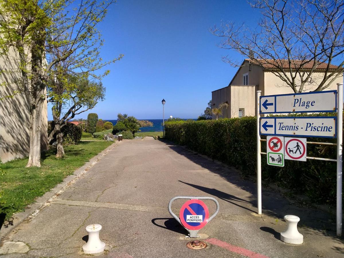Studio A 100M De La Plage Et De La Piscine 세르비온 외부 사진